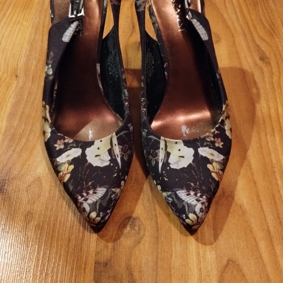 Nine West heels - Picture 4 of 5